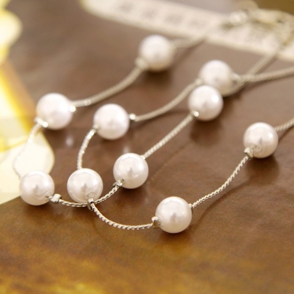 💙💎💲FIRM➕BUNDLE➕4 DISCOUNT! PEARL LOOK DELICATE! - Picture 6 of 7